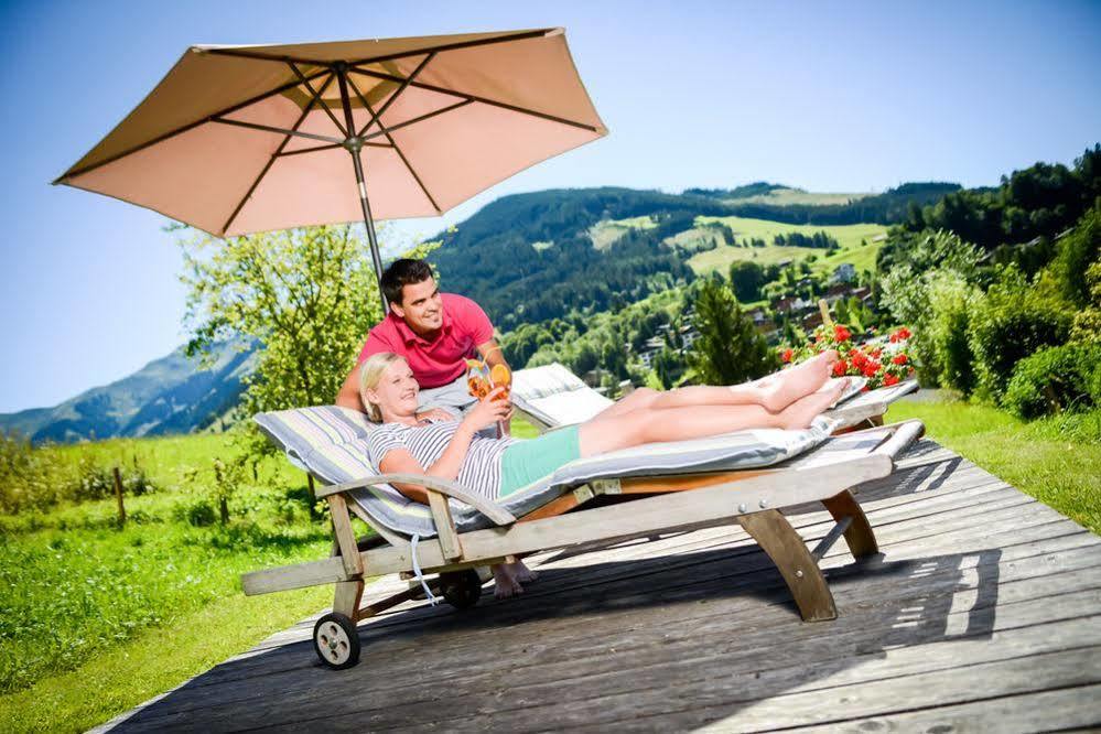 Pension Pinzgauer Hof 마리아알름암스타이너르넨미어 외부 사진